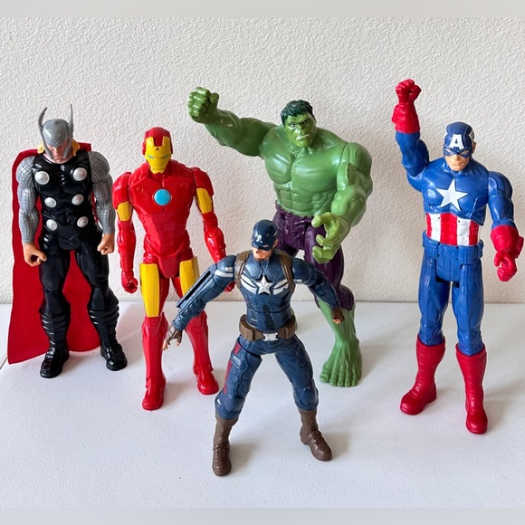 Marvel Avengers Action Figures Bundle - Picture 2 of 13